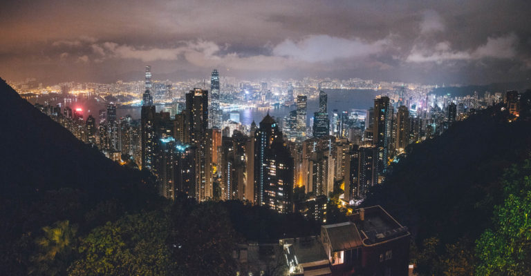 panoramic view from victoria peak