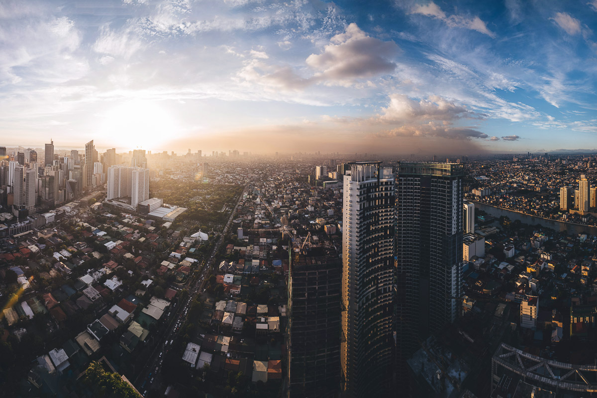 the smog above manila