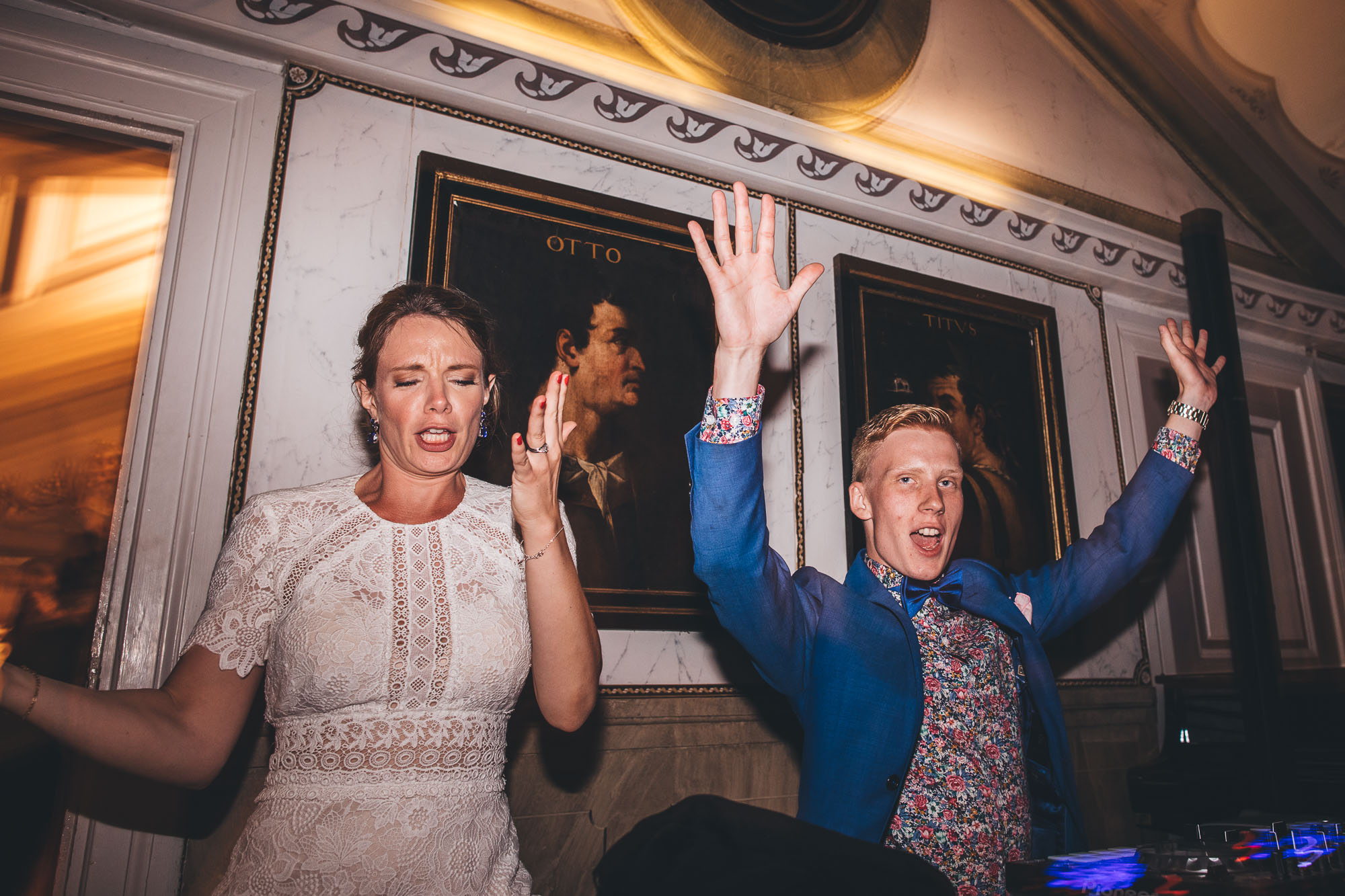 louise dancing with the dj