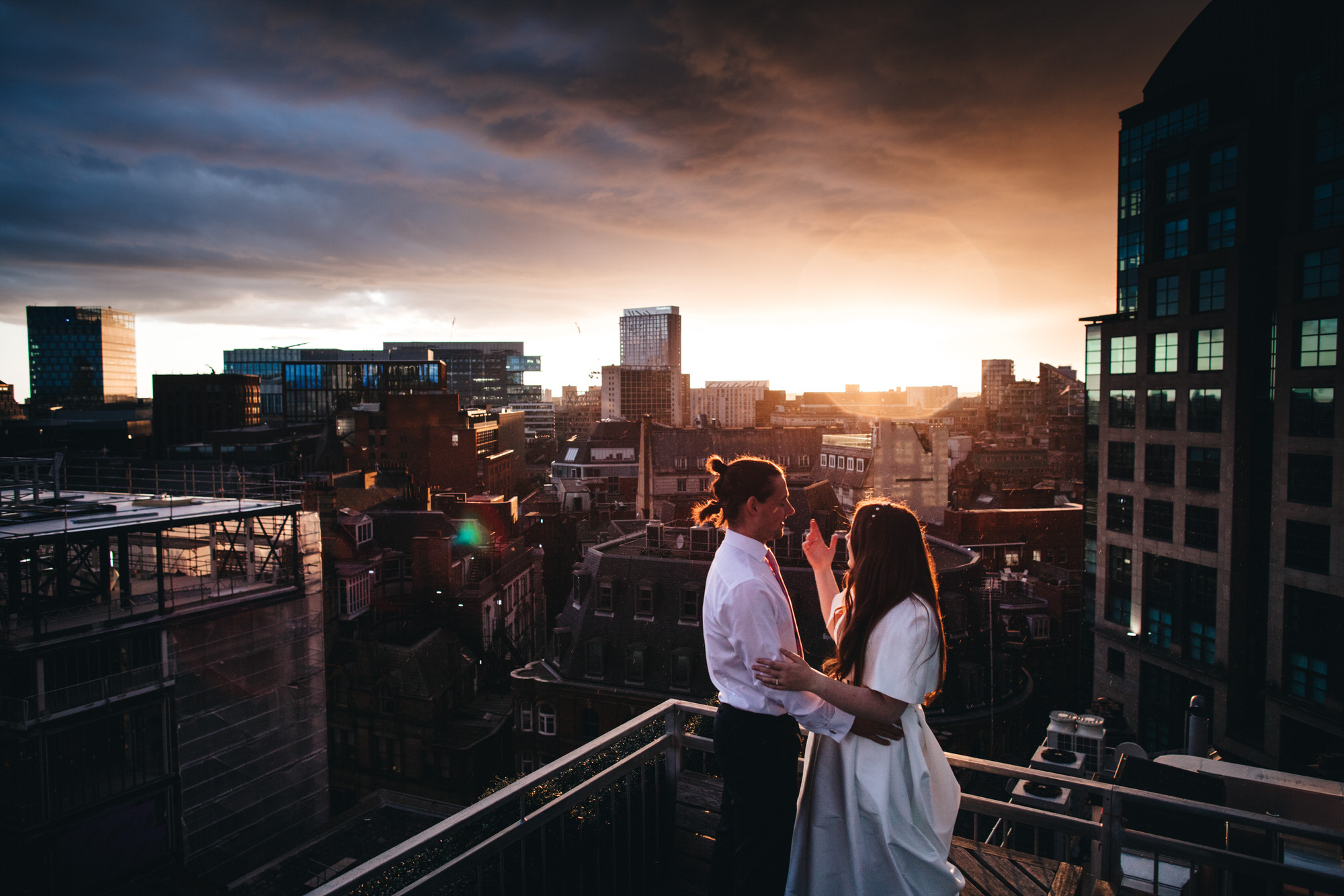 couple on rooftop in manchetser city centre wedding photography