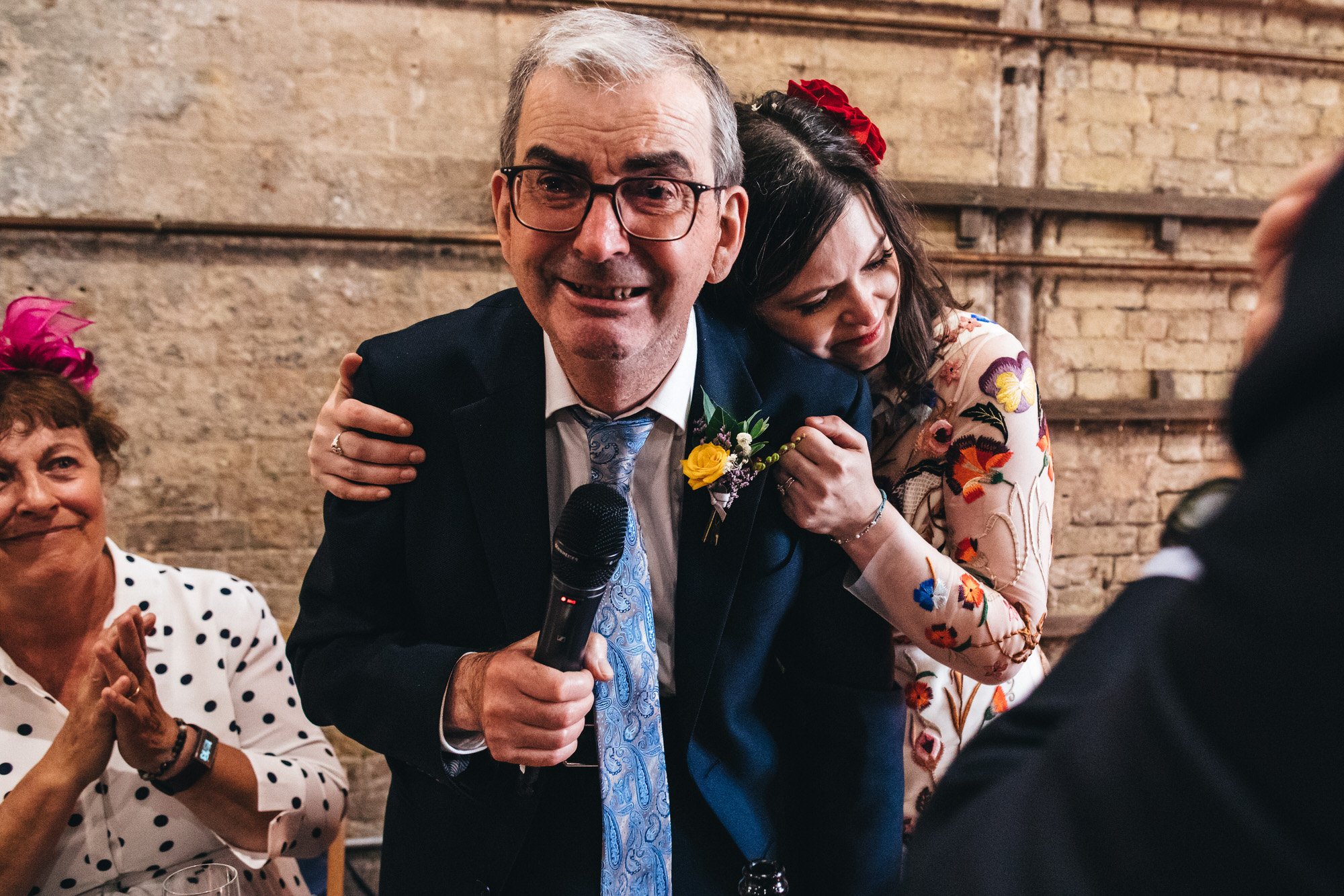 bride gets emotional as dad gives speech