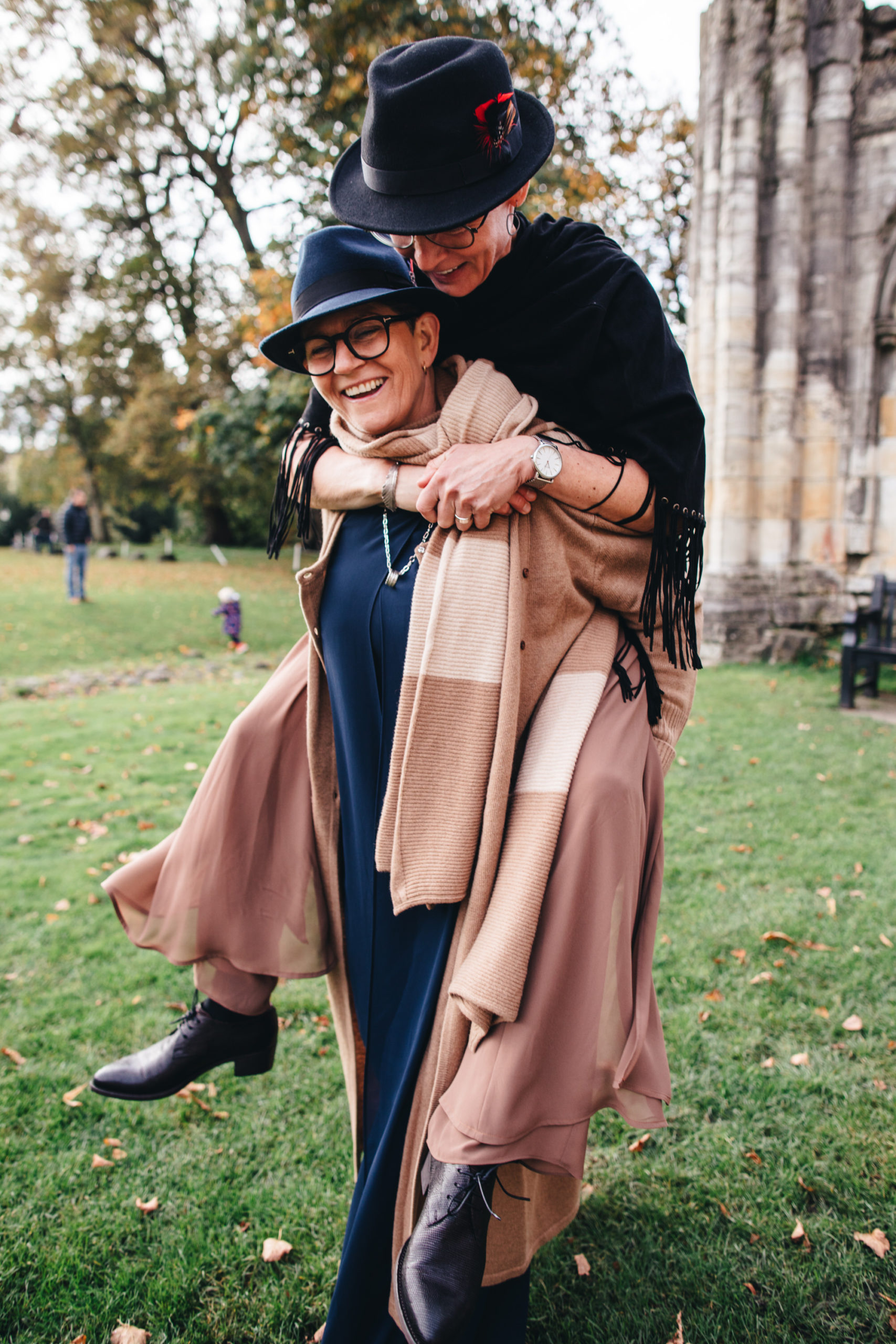 couple get a piggy back